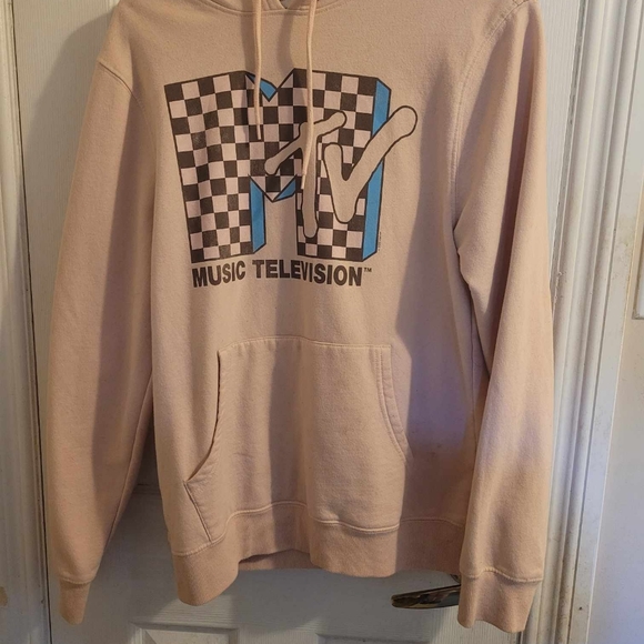 3/$50 MTV hoodie size m. Pale pink in color. I want my MTVeeee Who hears it? - Picture 2 of 6
